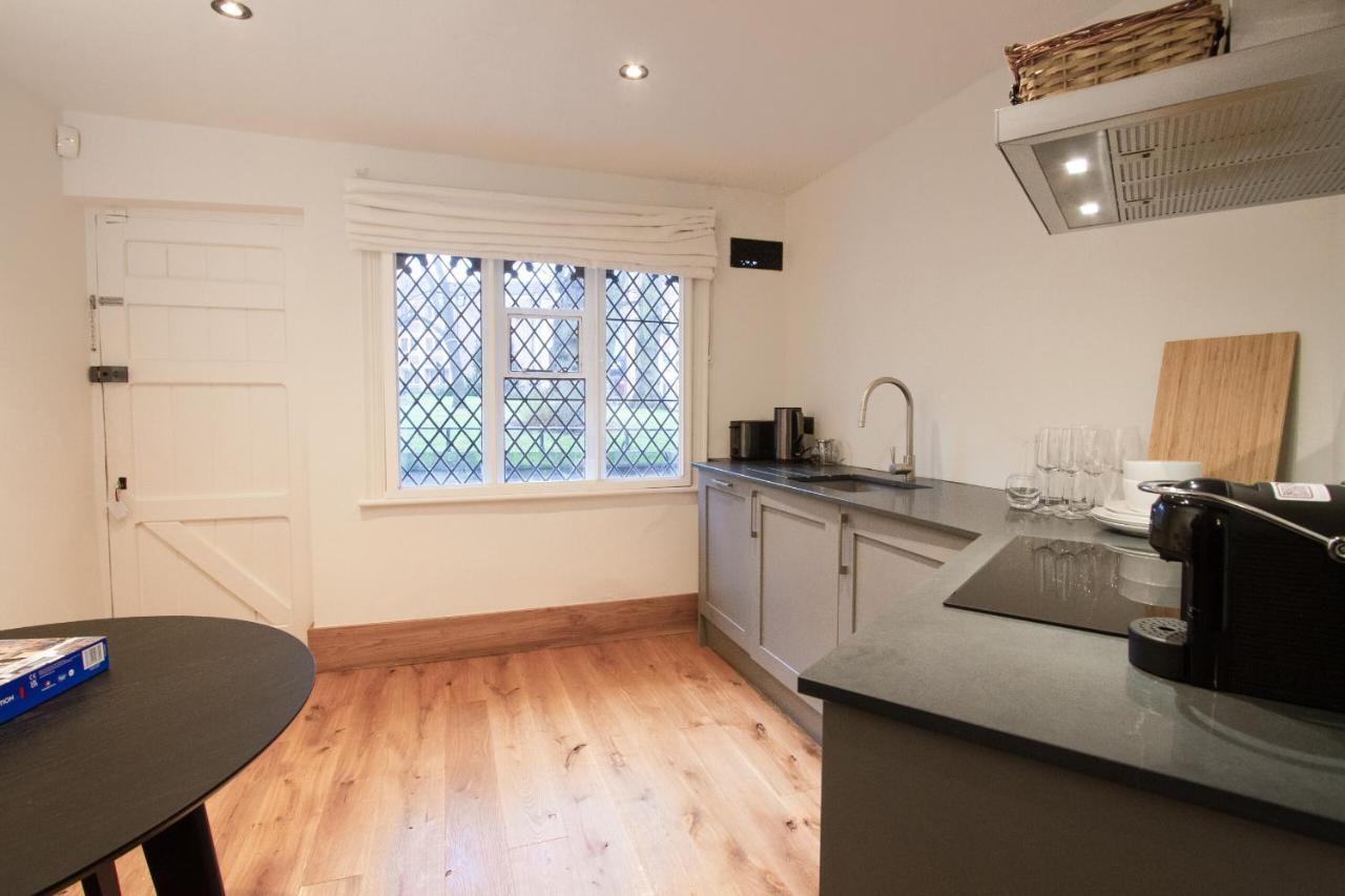 Coventry Historic Houses Extérieur photo
